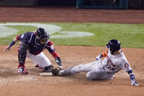 Astros empatan la Serie Mundial ante Nacionales