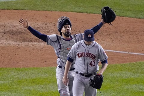 Astros empatan la Serie Mundial ante Nacionales