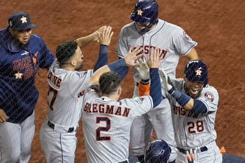 Astros empatan la Serie Mundial ante Nacionales