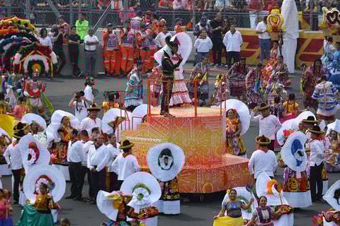 Gran ambiente se vivió en la victoria de Lewis Hamilton en el Gran Premio de México de la Formula 1