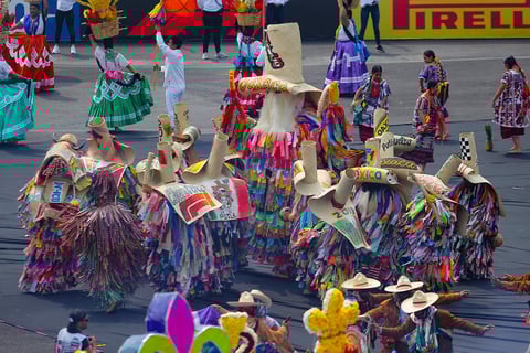 Gran ambiente se vivió en la victoria de Lewis Hamilton en el Gran Premio de México de la Formula 1