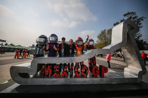 Gran ambiente se vivió en la victoria de Lewis Hamilton en el Gran Premio de México de la Formula 1