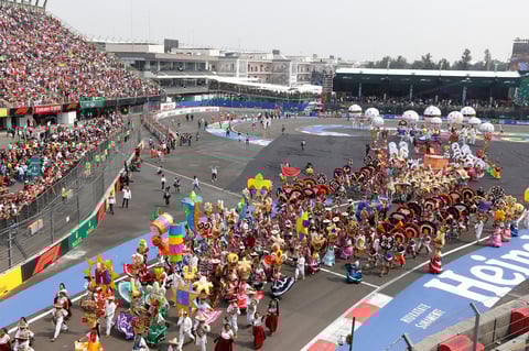 Gran ambiente se vivió en la victoria de Lewis Hamilton en el Gran Premio de México de la Formula 1