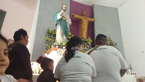 Una vez más, la verbena no pudo faltar para agradecer a San Judas, quien este día 28 estará de fiesta con cada una de las misas que empezarán desde las seis de la mañana y finalizarán a las 19:30 horas.