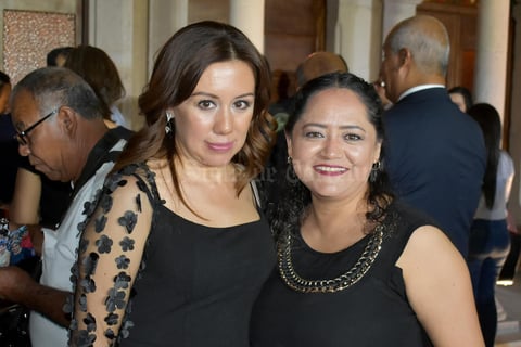 28102019 BRINDIS POR APERTURA.  Bety y Yuri.