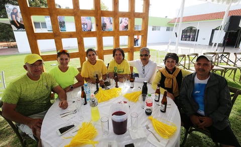 Coronación de reinas del Club Campestre de Durango