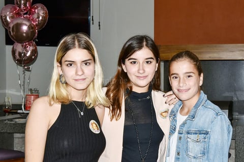 Frida, Angela y Maria.