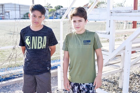 Juan Pablo y Santiago.