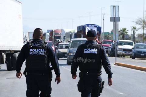 Exigen que se saquen de circulación los dobles remolques, más seguridad en las carreteras, la falta de licencias para operadores, alto a los cobros excesivos de los servicios auxiliares de grúas.