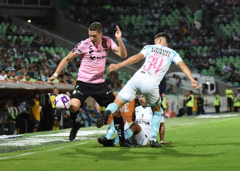 Santos vs Querétaro 


 Santos Laguna VS Gallos Blancos del Querétaro Primer tiempo Santos 1 Querétaro 0 Apertura 2019 Jornada 16
