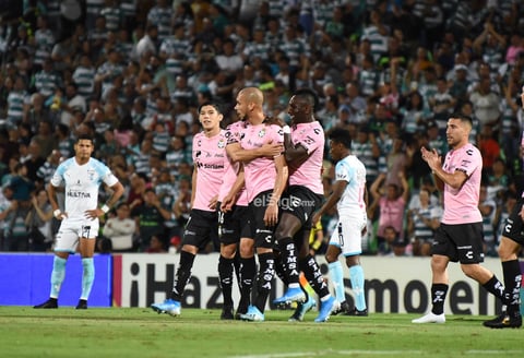 Santos vs Querétaro 


 Santos Laguna VS Gallos Blancos del Querétaro Primer tiempo Santos 1 Querétaro 0 Apertura 2019 Jornada 16