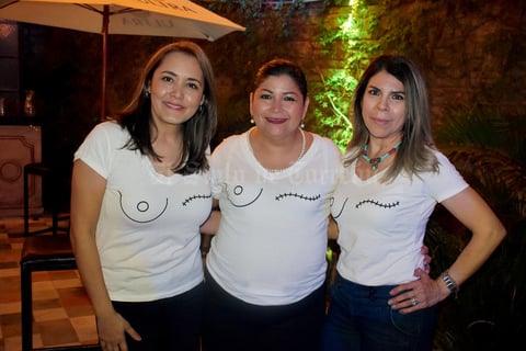 30102019 SONRíE SÓLO ES CáNCER.  Estela, Blanca y Tita.
