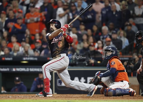 Washington Nationals at Houston Astros


Houston (United States), 31/10/2019.- Washington Nationals batter Anthony Rendon hits a solo home run against the Houston Astros in the top of the seventh inning of their MLB 2019 World Series game seven at Minute Maid Park in Houston, Texas, USA, 30 October 2019. The best-of-seven series is tied 3-3 and game seven will decide the series winner. (Estados Unidos) EFE/EPA/JOHN G. MABANGLO

DEP Béisbol TEXAS HOUSTON USA BASEBALL MLB WORLD SERIES United States