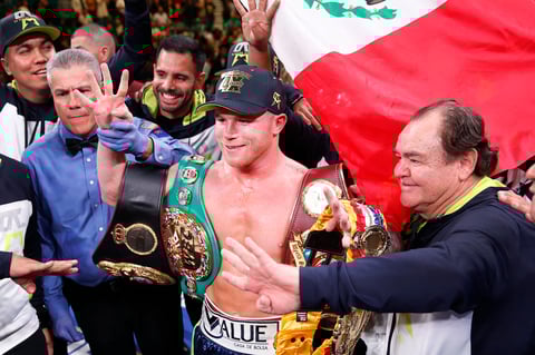 Saúl se convirtió en el cuarto mexicano en lograr el tetracampeonato en distinta división.