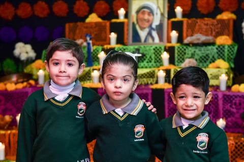 05112019 Juan, Victoria y Dante.