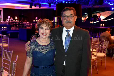 06112019 Andrea y Rogelio.