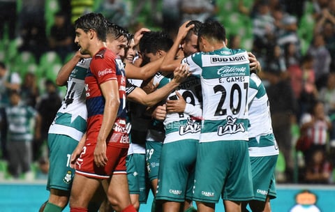 COPA MX SANTOS-CHIVAS 


 Santos Laguna 2 vs Chivas del Guadalajara 0 Copa MX