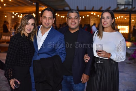 07112019 Ana, Mario, Tito y Nina.