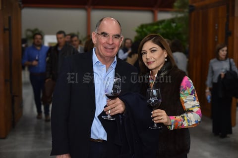 07112019 Enrique y Paty.