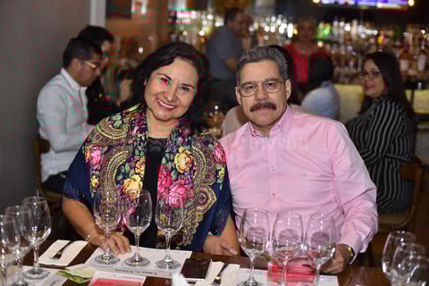 07112019 Juan Manuel y Rosalba.