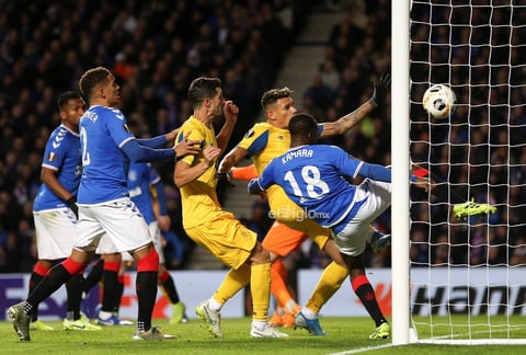 Glasgow Rangers vs FC Porto


Glasgow (United Kingdom), 07/11/2019.- Glen Kamara (R) of Glasgow Rangers clears the ball off the line during the UEFA Europa League Group G match between Glasgow Rangers and FC Porto in Glasgow, Britain, 07 November 2019. (Reino Unido) EFE/EPA/ROBERT PERRY

DEP Fútbol Glasgow BRITAIN SOCCER UEFA EUROPA LEAGUE United Kingdom