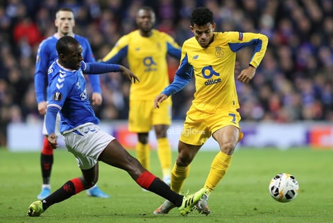 Glasgow Rangers vs FC Porto


Glasgow (United Kingdom), 07/11/2019.- Glen Kamara (L) of Glasgow Rangers in action against Luis Diaz (R) of Porto during the UEFA Europa League Group G match between Glasgow Rangers and FC Porto in Glasgow, Britain, 07 November 2019. (Reino Unido) EFE/EPA/ROBERT PERRY

DEP Fútbol Glasgow BRITAIN SOCCER UEFA EUROPA LEAGUE United Kingdom