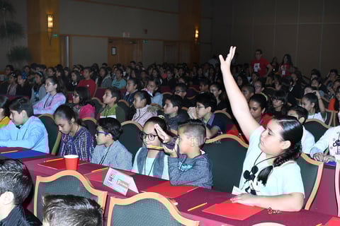 Se otorgan 60 minutos para los niños de primaria, que corresponden a las categorías de tercero y de sexto grado. Son 90 minutos para los alumnos de secundaria y preparatoria.