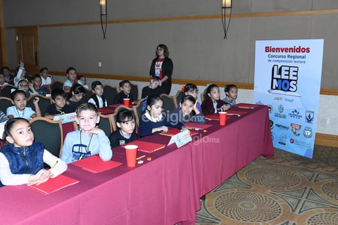 Los alumnos obtienen un reconocimiento por haber participado en esta final y los ganadores del primero, segundo y tercer lugar recibirán premios como libros, artículos deportivos o algún elemento de tecnología.