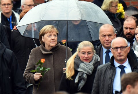 Ningún muro es tan alto o tan ancho que no se pueda atravesar: Merkel