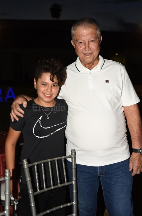 10112019 EN EL CLUB.  Tony Jimenez y Manolo Suarez.