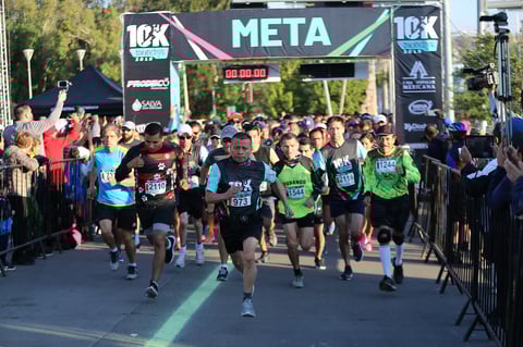 Duranguenses participan en carrera con sabor