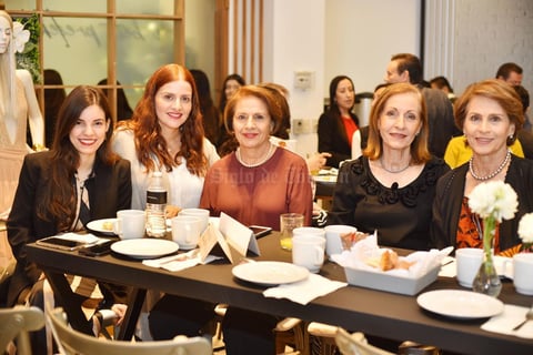 Lucia, Liliana, Cristina, Patricia y Teresa