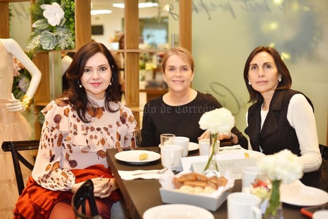 Marisol, Cristina y Erendira