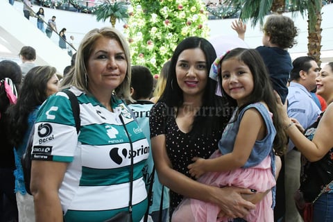 12112019 Rosa Olivia, Rosa y Aranza.