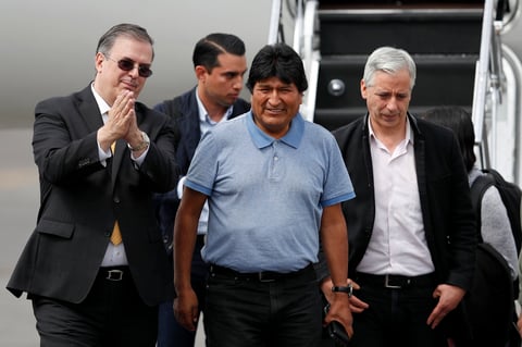 El secretario de Relaciones Exteriores prometió 'libertad y seguridad' para Evo Morales en México.