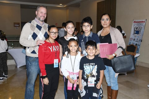 13112019 Daniel, Renata, Ian, Itzel, Cristina, Claudia y Thomas.