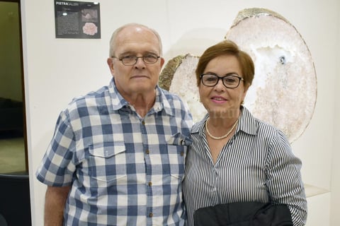 13112019 RECIENTE EXPOSICIóN.  Juan Manuel y Laura.