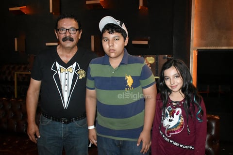 Ernesto, Ángel y Sofy.