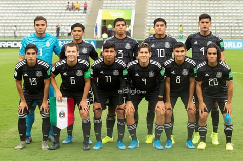 México - Paises Bajos


BRA100. BRASILIA (BRASIL), 14/11/2019.- Jugadores de México posan este jueves antes del partido de las semifinales de la Copa Mundial Sub-17 entre México y Países Bajos en el estadio Bezerrao en la ciudad de Gama, cerca a Brasilia (Brasil). EFE/Joédson Alves

DEP Fútbol Brasilia BRASIL FÚTBOL MUNDIAL SUB17 Brasil