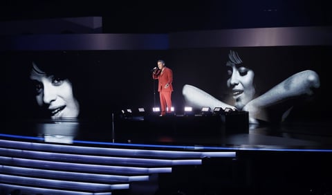 Alejandro Sanz, que no estuvo presente en la pregala, obtuvo el reconocimiento a Mejor canción pop por 'Mi persona favorita' (junto a Camila Cabello) y al Mejor vídeo musical versión larga por 'Lo que fui es lo que soy'.