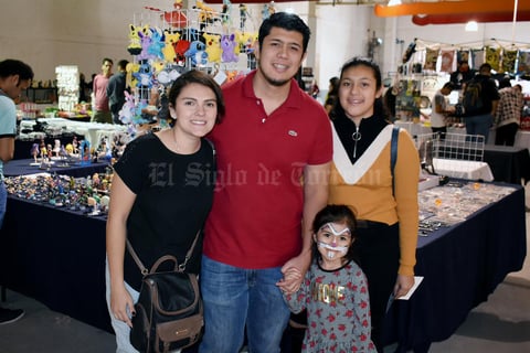 18112019 Paty, Erick, Victoria y Saori.