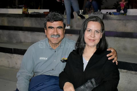 19112019 Manuel y Lily.