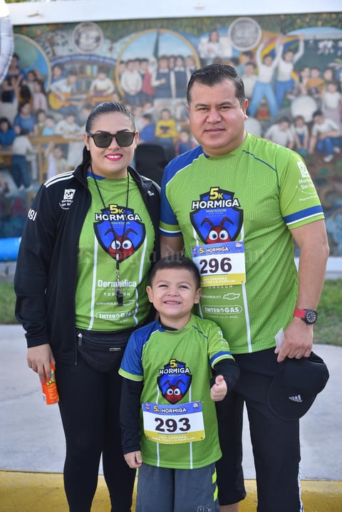 19112019 Josué, Pamela y Josué.