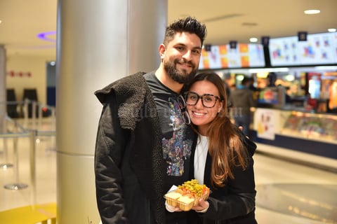 20112019 Roger y Karla.