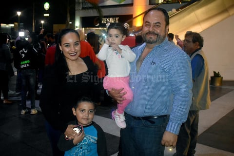 21112019 Sandra, Bárbara, Juan Felipe y Juan Felipe.