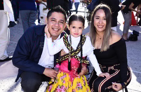 21112019 Miguel Pámanes, Tannia Fernández y Zoé Pámanes.