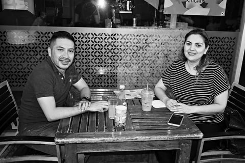 21112019 Amigas disfrutaron de deliciosos alimientos y celebraron su amistad.