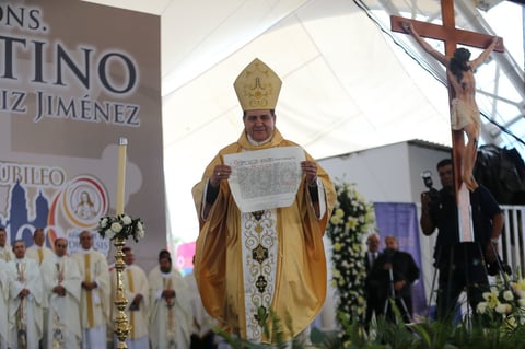 El arzobispo Faustino Armendáriz indicó que ya tuvo un primer acercamiento con el Gobernador del Estado.

“Nos saludamos, me dio la bienvenida y compartimos acerca de grandes esperanzas comunes que nos alientan a realizar nuestra tarea.