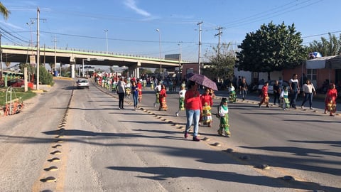 Participan 37 danzas en Ciudad Jardín. En el marco de los festejos a la Virgen de Guadalupe, son alrededor de 37 danzas las que participan en Ciudad Jardín en uno de los actos de fervor más importantes para el pueblo mexicano. Ayer fieles católicos peregrinaron junto a los danzantes, con gran fervor religioso.