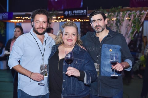 Lalo, Marilu y Carlos
